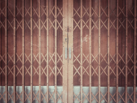 Grunge rusty sliding metal doorの素材