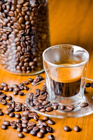 espresso coffee shot with coffee beans.の写真素材