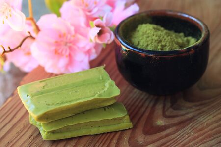 Chocolate green tea
