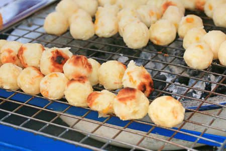 roast sweet potato at marketの写真素材