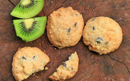 chocolate chip cookie and kiwiの写真素材