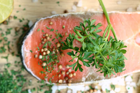 raw slice of salmonの写真素材