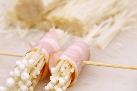 Bacon roll with mushroomの写真素材