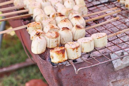 grill banana at the marketの写真素材