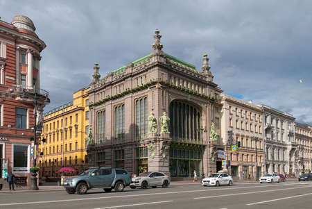 Saint-Petersburg, Russia â June 5, 2020: View of the Kupetz Eliseevs Food Hall (Shop Eliseevs) on the corner of The Nevsky Avenue and The Malaya Sadovaya Streetのeditorial素材
