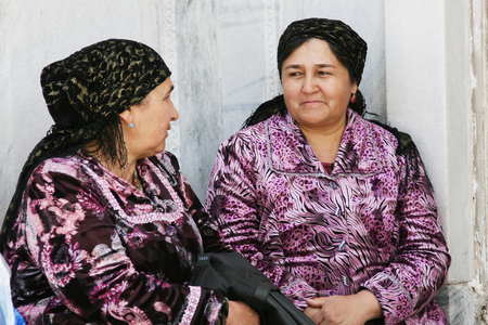 Bukhara, UZBEKISTAN - March 08, 2009: Portrait of unidentified Uzbek womenのeditorial素材