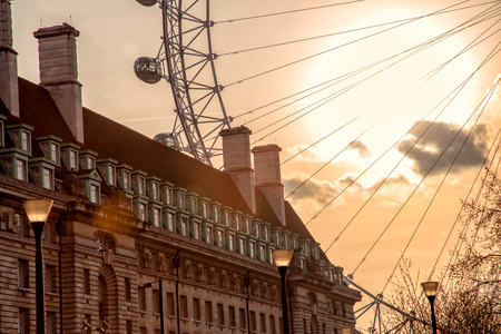 UK, London - 08 April 2015: The London Eye Panoramic Wheelのeditorial素材