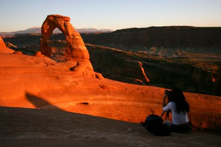 Delicate Arch in Arches National Park, Utah at sunsetの写真素材