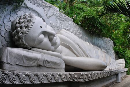 Statue of the lying Buddha at the Long Son complex, Nha Trang, Vietnamの写真素材