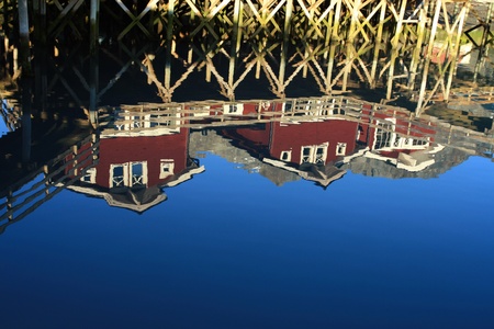 House reflected in the water 