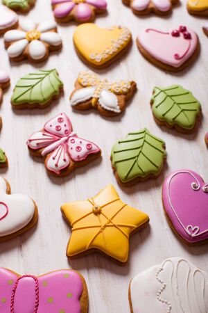Sweet holiday gingerbreadsの写真素材