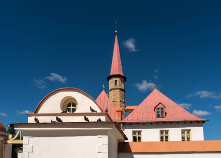 Priory Palace Priory is situated in the south-eastern shore of the Black Lake. Built in 1799 for Paul Iのeditorial素材