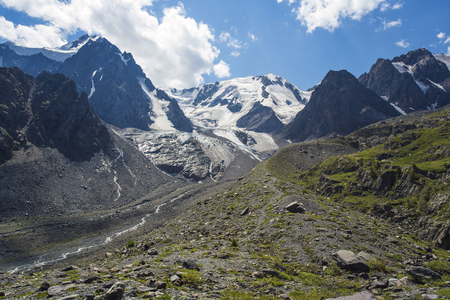 glacier. Hike along the ridge at an altitude of 2700 km.の写真素材