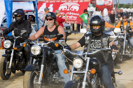 HUA HIN, THAILAND - DEC 4: Participants in Hua Hin Bike Week on December 4, 2010 in Hua Hin, Thailand . Bikers from all over Thailand came to Hua Hin.のeditorial素材