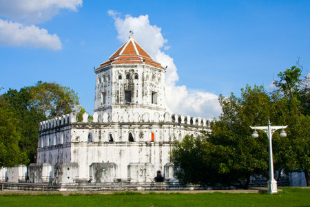 Phra Sumen Fort Bangkok, Thailand. It is the hexagonal-shape concrete fort built in the reign of King Rama I. It is one of two forts that have survived modernization.のeditorial素材