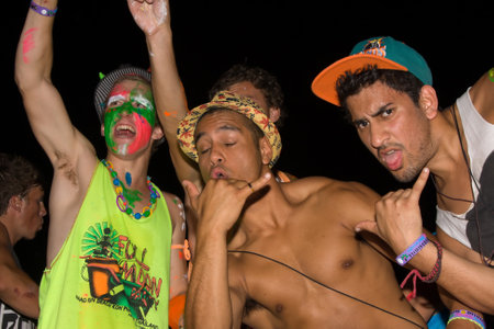 PHANGAN - JANUARY 08 : There are about 10,000 people every month at this Phangan beach Full moon party, on January 08, 2012 in Koh Phangan , Thailand .のeditorial素材