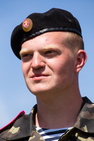 KIEV, UKRAINE - MAY 11 : Member of Red Star history club wear historical Soviet uniform during historical reenactment of WWII on May 11, 20113 in Kiev, Ukraineのeditorial素材