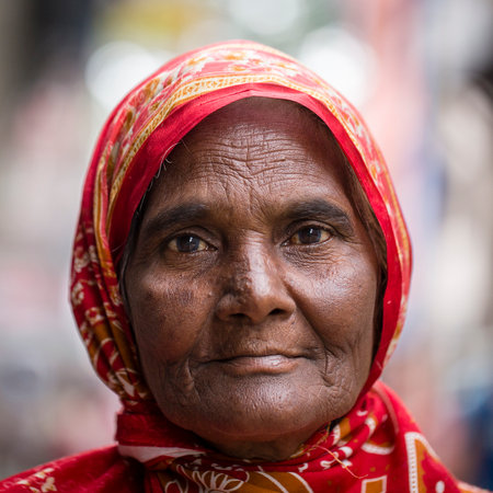 KATHMANDU, NEPAL - SEPTEMBER 29, 2016 : Portrait old women in traditional dress in street Kathmandu, Nepalのeditorial素材