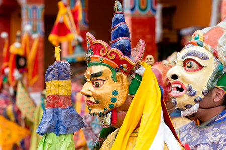 LAMAYURU, INDIA - JUNE 13, 2015 : Unidentified buddhist lamas dressed in mystical mask dancing Tsam mystery dance in time of Yuru Kabgyat Buddhist festival at Lamayuru Gompa, Ladakh, North Indiaのeditorial素材