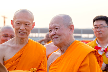 BANGKOK, THAILAND - FEBRUARY 22, 2016 : Venerable Dhattajeevo Bhikku , Thai monk during Buddhist ceremony Magha Puja Day in Wat Phra Dhammakaya, Bangkok, Thailandのeditorial素材