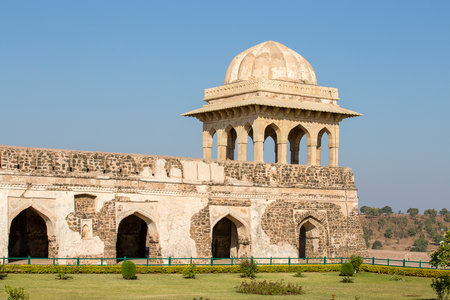 Baz Bahadur Palace in sunrise. Mandu, Madhya Pradesh. India. Old Indian architecture on the backgroundのeditorial素材