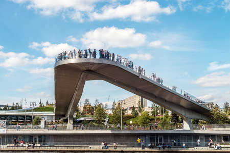 Moscow, Russia-August 23, 2020: tourists and people view Moscow from the floating bridge in Zaryadye Parkのeditorial素材