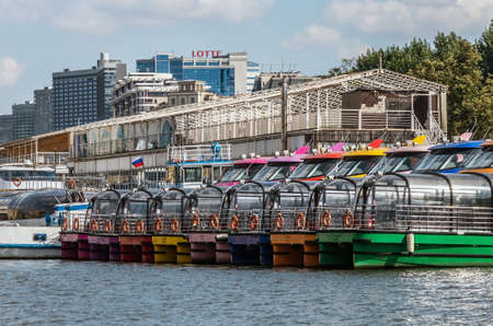 Moscow, Russia-August 23, 2020: ships of the Radisson Royal Moscow flotilla are moored on the Taras Shevchenko embankment in Moscowのeditorial素材