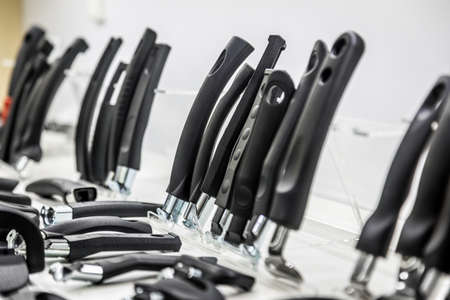 there are many different handles for frying pansの写真素材