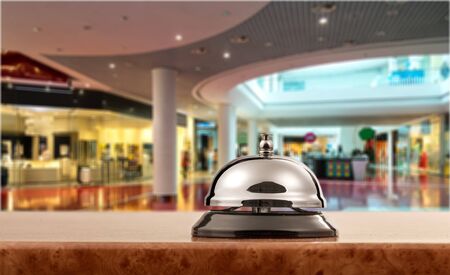 Shopping Mall.