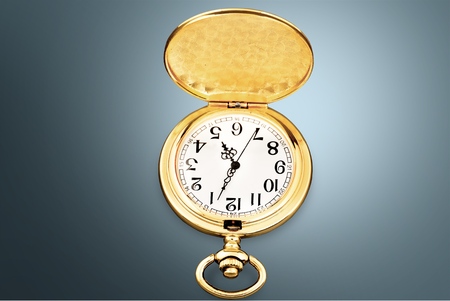 Vintage pocket watch (with path)
