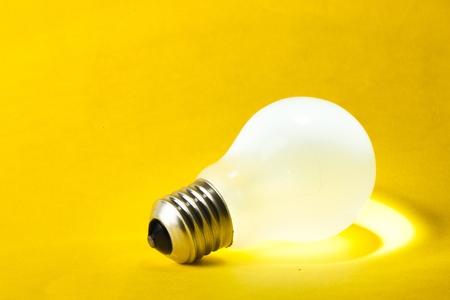 Glowing glass light bulb, close-up viewの写真素材