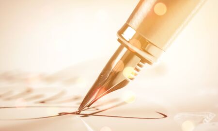 Signing a signature with a fountain pen