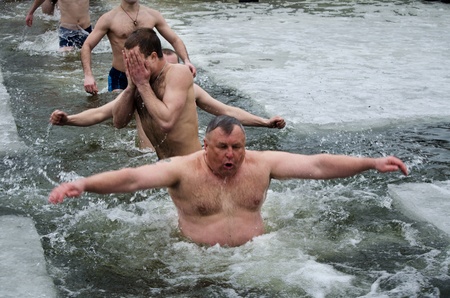 Bathing in the river in winter, in the holeのeditorial素材