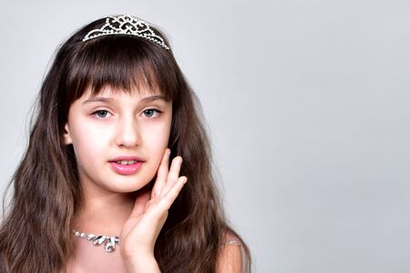 Portrait of a beautiful model in a photo studioの写真素材