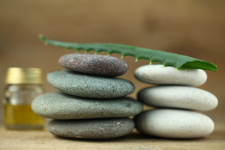 Aloe oil spa therapy wood backgroundの写真素材
