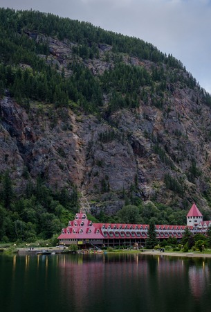 Three Valley, Canada - July 2, 2016. Three Valley Gap Chateauのeditorial素材