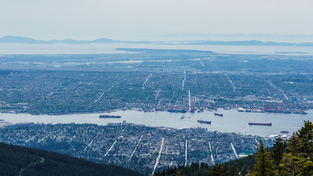 VANCOUVER, CANADA - May 21, 2017: A view from Grouce mountain, Vancouver British Columbia Canada on an overcast day.のeditorial素材