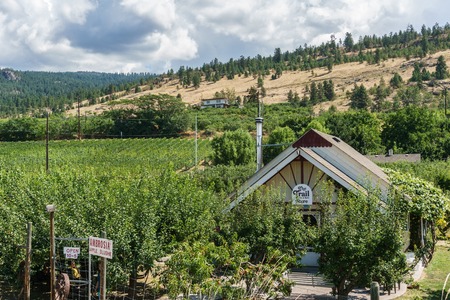 Penticton, Canada - August 04, 2018 : The Trail Store in the Okanagan Valley Penticton British Columbia Canadaのeditorial素材