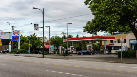 VANCOUVER, CANADA - June 6, 2018: Stree View West Broadway in Vancouver British Columbiaのeditorial素材