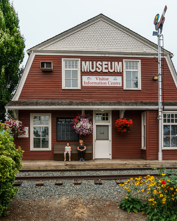 AGASSIZ, CANADA - August 18, 2018: Agassiz-Harrison Historical museum small town in British Columbia wooden train stationのeditorial素材