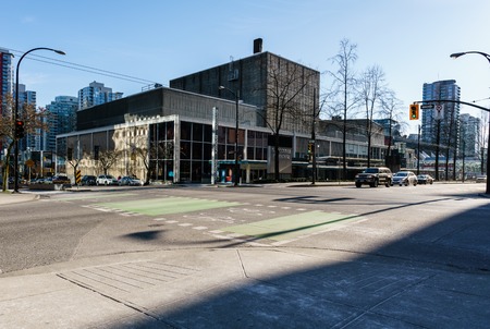 VANCOUVER, CANADA - March 1, 2019: View of buildings and roads in downtown at spring dayのeditorial素材