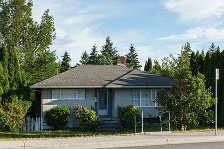 BURNABY, CANADA - JUNE 12, 2019: street view of quiet neighborhood in big cityのeditorial素材