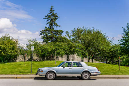 RICHMOND, CANADA - JUNE 04, 2020: Lincoln collectable car parked on the city streetのeditorial素材
