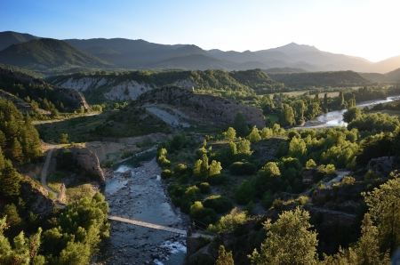 Ara is the untouched mountain river of Spanish Pyrenees  It is not dammed by the human hand throughout the its 70km course to its confluence with the river Cinca の写真素材