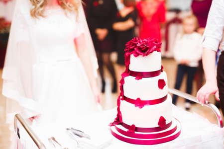 Luxury decorated wedding cake on the tableの写真素材