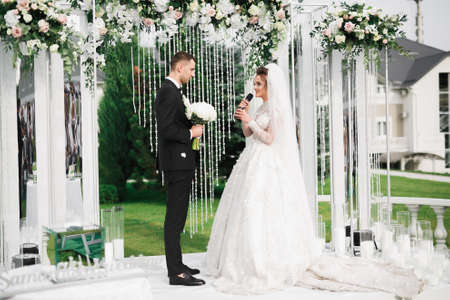 Close up of a nice young wedding coupleの写真素材