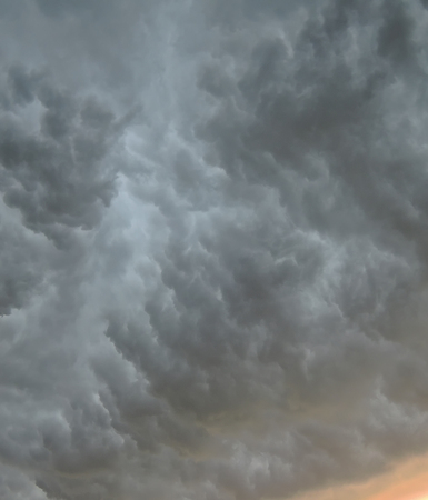 Photo image of thunderous clouds in spring time evening