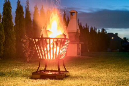 Garden hearth