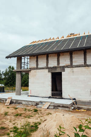 construction of the house roof structure
