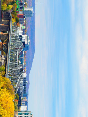 Autumn view of the city of Ottawa, Canada.のeditorial素材